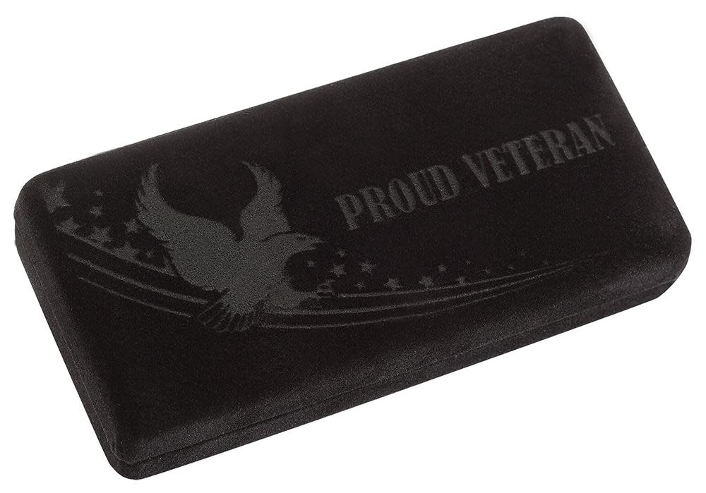 Case U.S. Veteran Gift Set Embellished Smooth Natural Bone with Blue and Red Color Wash Trapper (In Velvet Box)