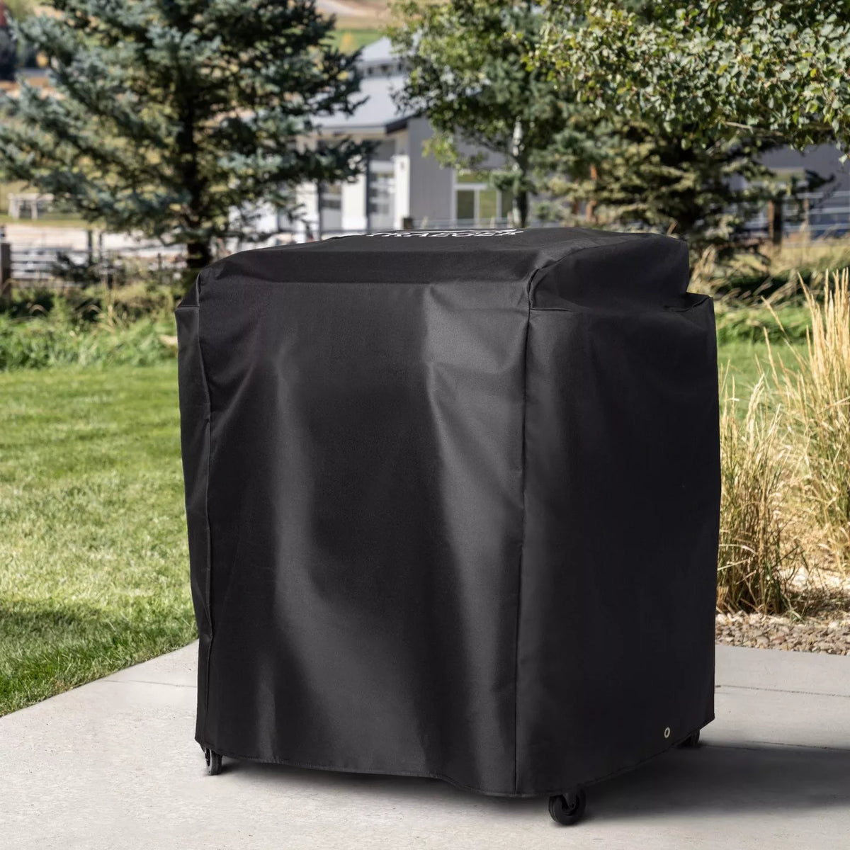 Traeger Flatrock 2-Zone Full-Length Grill Cover BAC814