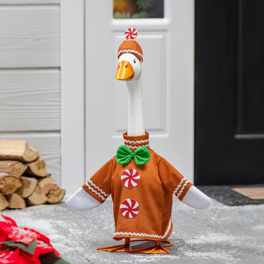 Evergreen Giddy the Goose, Gingerbread Outfit