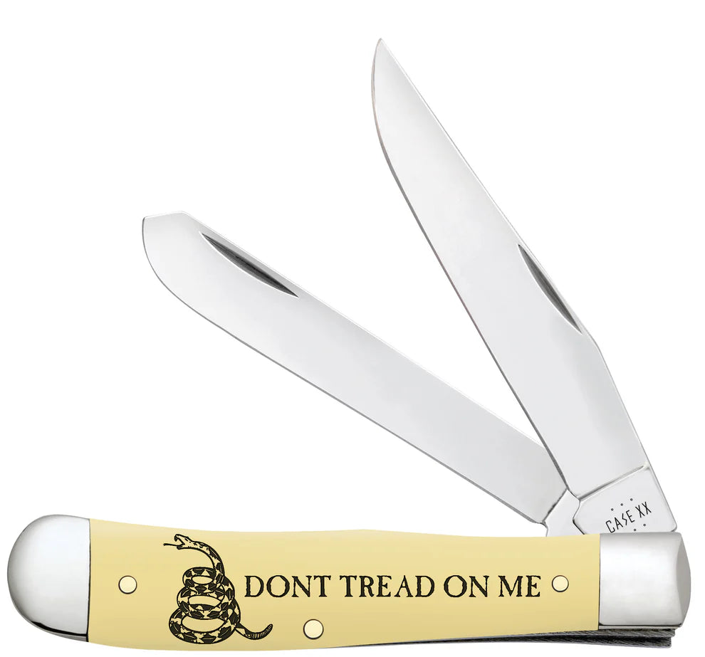Case Don't Tread on Me® Embellished Smooth Yellow Synthetic Trapper