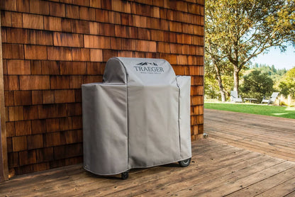 Traeger Ironwood 650 Full-Length Grill Cover